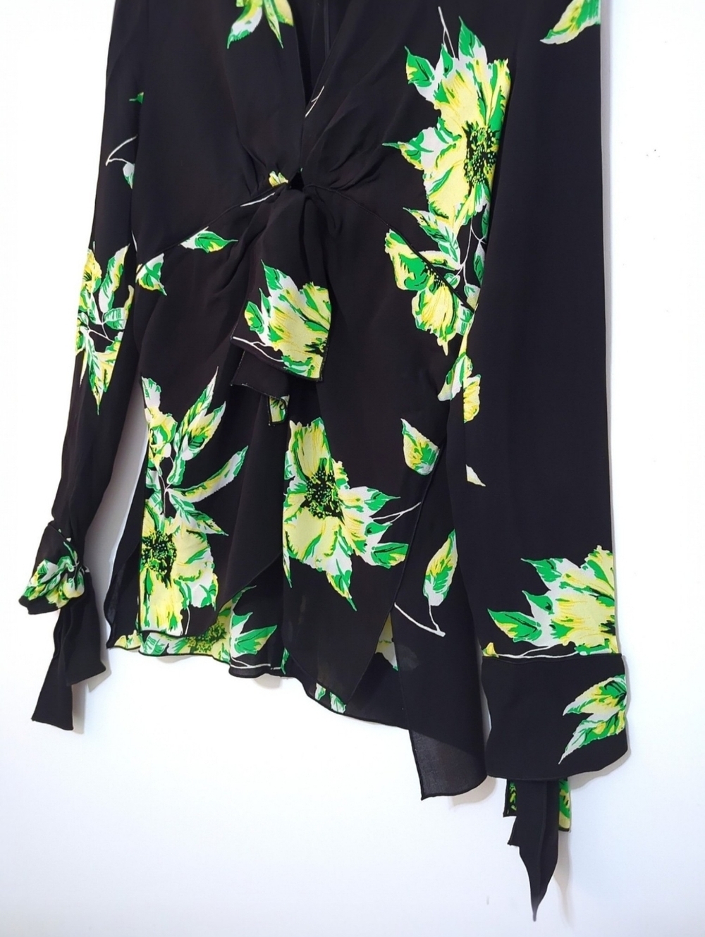 Proenza Schouler 100% Silk Floral Tie Front Keyhole Blouse Draped Top Size 4 - Picture 6 of 10